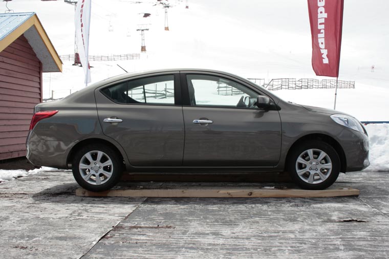 Nuevo lanzamiento de nissan #5