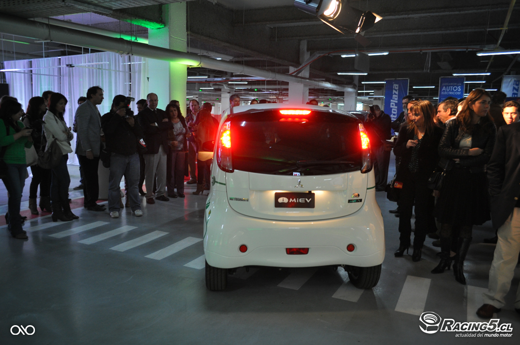 Nissan plaza oeste #5