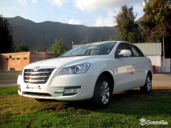 DFM S30 Sedan 03 DFM S30 Sedan
