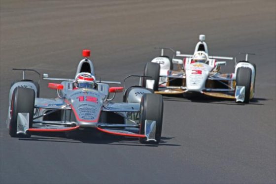 Will Power y Helio Castroneves del Team Penske. Foto gentileza de IndyCar Media/Mike Harding