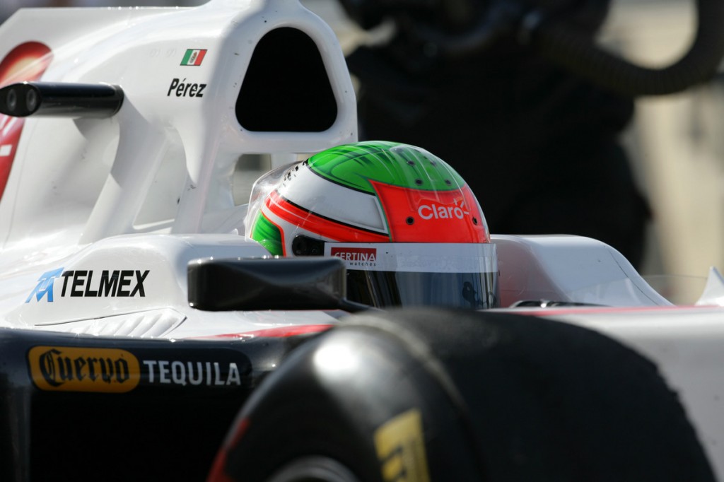 Sergio Pérez comenta su progreso en los test de la F1: «Cada vez me siento más cómodo en el monoplaza»