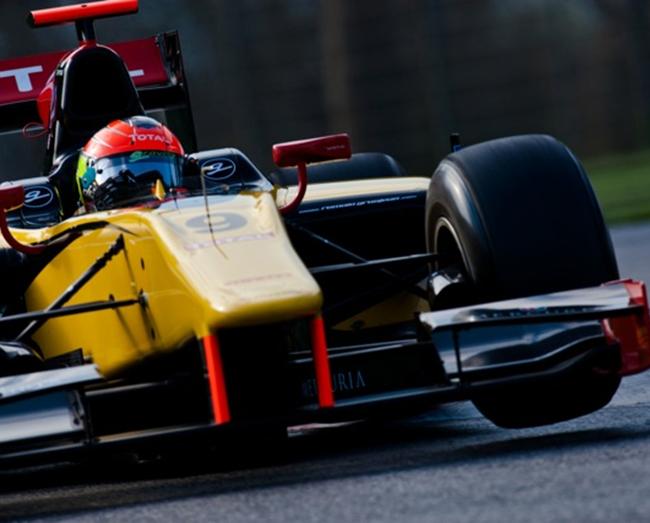 GP2 Asia Series: Romain Grosjean se acerca al título ganando la primera carrera en Imola