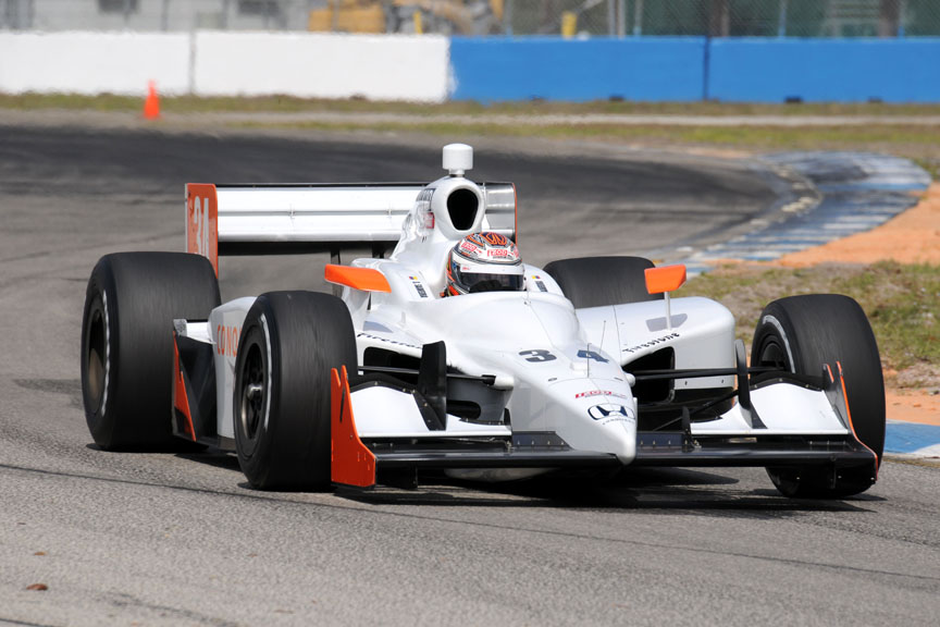 IndyCar: El colombiano Sebastián Saavedra confirmado en el equipo Conquest para la temporada 2011