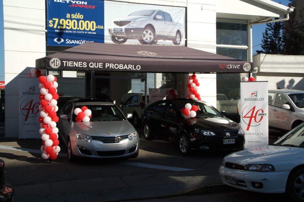 MG, una marca histórica, celebra a otro histórico, Rosselot
