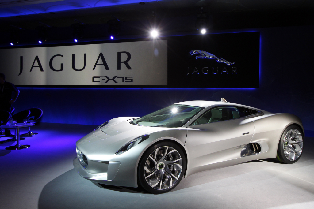 Jaguar se asocia con Williams F1 para llevar a la realidad al conceptual C-X75, un «supercar» híbrido