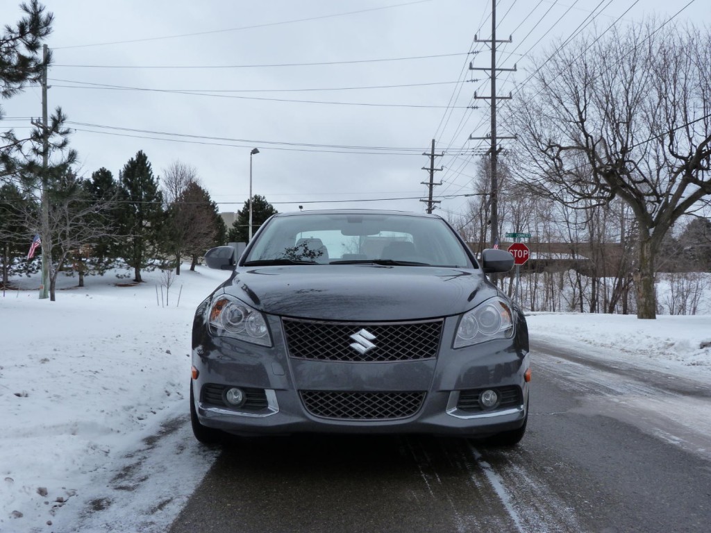 Se lo advertimos y llegó: nuevo Suzuki Kizashi Sport 4WD