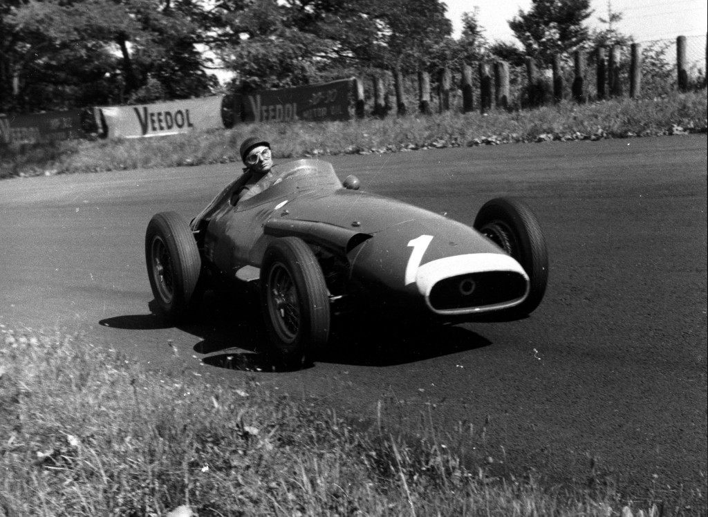 ¡Feliz cumpleaños, Juan Manuel Fangio! Hoy hace 100 años, nacía el quíntuple campeón mundial de F1