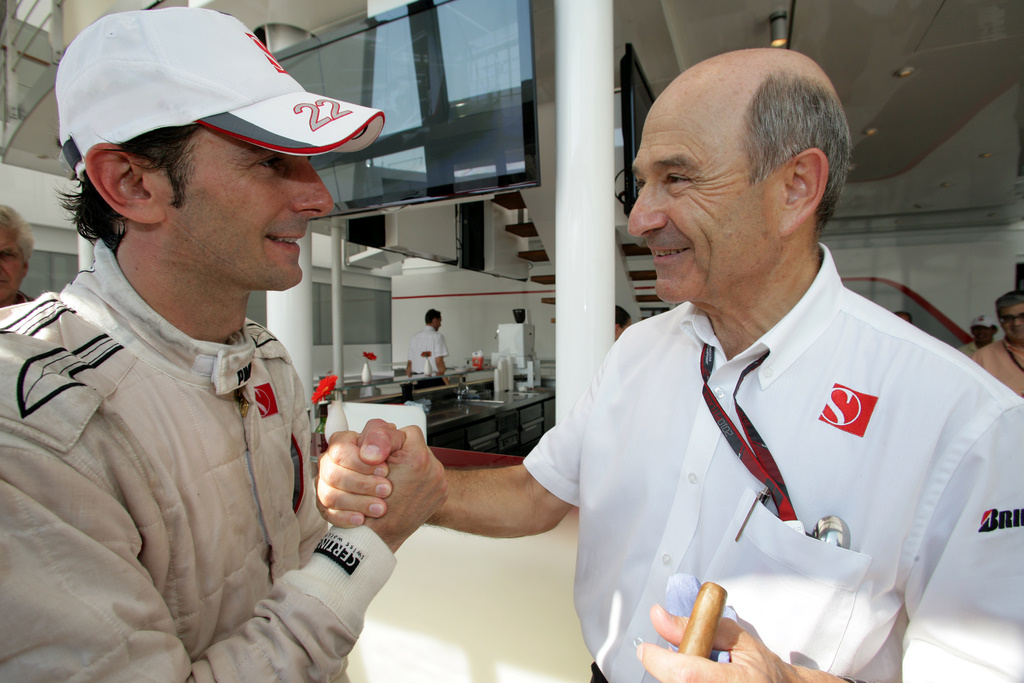 Flash: Pedro de la Rosa volverá a la Fórmula 1 en 2012 tras firmar contrato por dos años con HRT