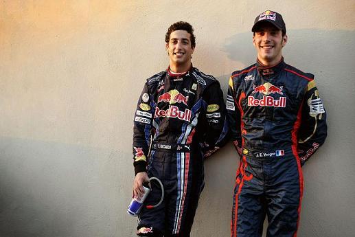 Quedan menos espacios: Scuderia Toro Rosso confirma a Daniel Ricciardo y Jean-Eric Vergne para 2013