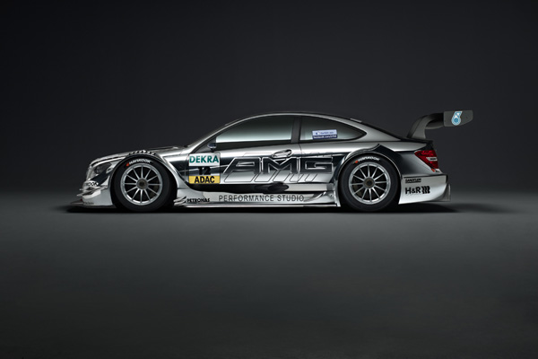 El turno de Mercedes Benz: Primeras imágenes del AMG C-Coupé para la temporada 2012 del DTM