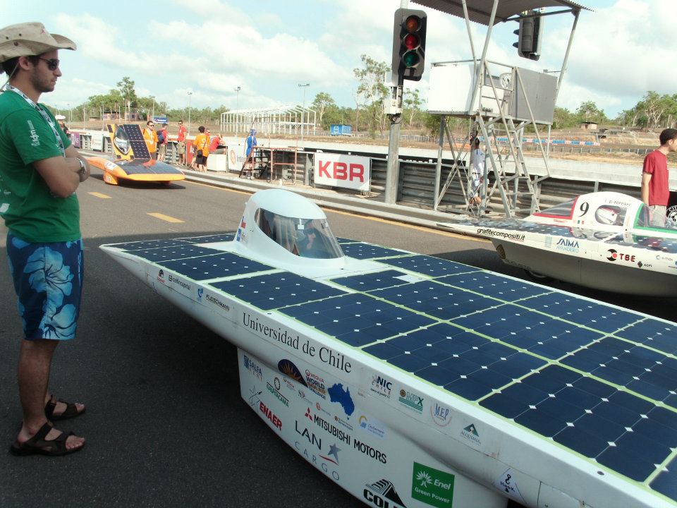 World Solar Challenge entrega los resultados finales de su edición 2011: Equipo chileno Eolian terminó 22°