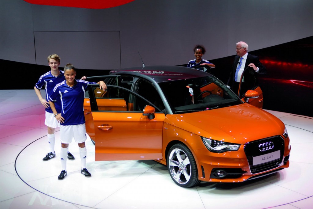 Salón de Tokio: Debuta el Audi A1 Sportback con 5 puertas y el futbolero A1 Samurai Blue