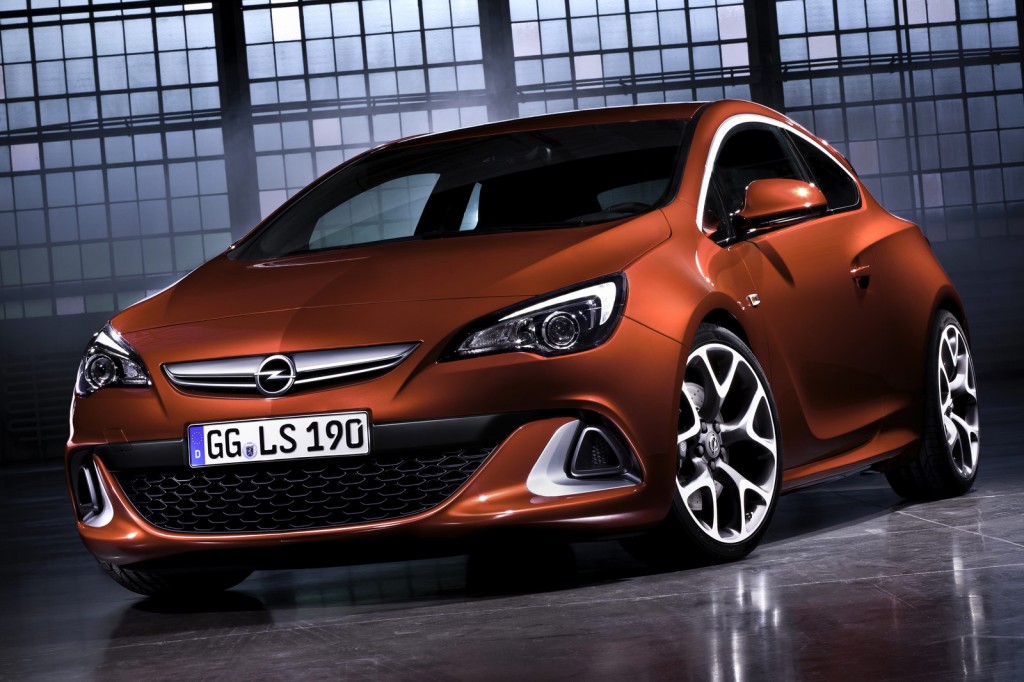 Al fin: Opel Astra OPC 2012, con 280 caballos de fuerza