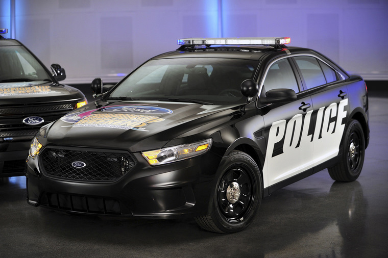 Este si que es Pace Car: Los Ford Police Interceptor liderarán a los autos de NASCAR en la fecha final del 2011