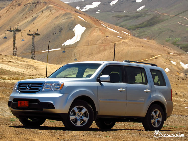 Lanzamiento Honda Pilot 2012: Comodidad, performance y eficiencia, ahora disponibles en dos versiones