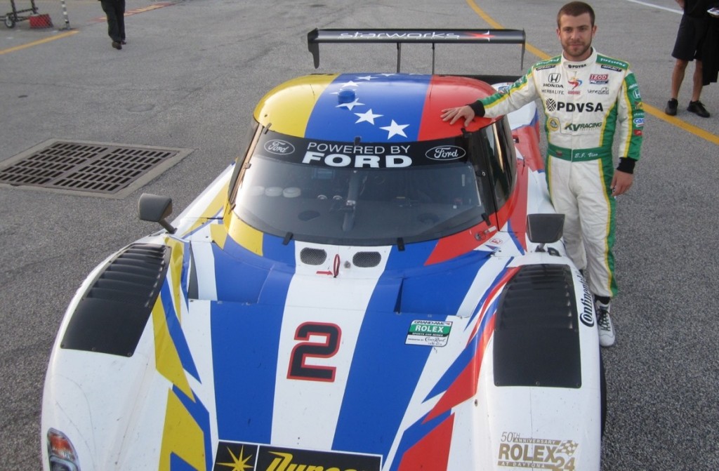 Ernesto Viso a full: Trabaja con KV Racing Chevrolet para la IndyCar 2012 y probó para las 24 Horas de Daytona