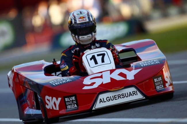 Más carreras de invitación: Jaime Alguersuari ganó el «Desafío das Estrelas 2011» en Florianópolis
