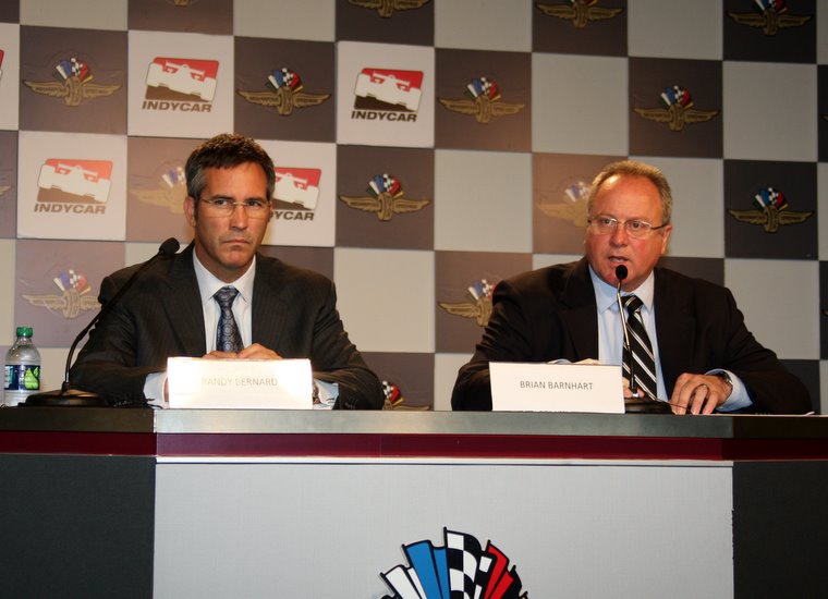 Perdieron la brújula: Randy Bernard deja de ser CEO de IndyCar, incierto futuro para la categoría