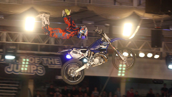 Astroboy comenzó el 2012 con todo: Ganó las dos primeras fechas del «Night of the Jumps» en Austria