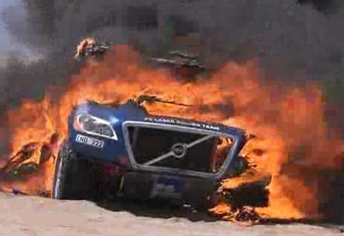 Alfie Cox, Pewano y Volvo duraron menos que un candy en el Dakar 2012: Abandonaron tras incendio del XC60