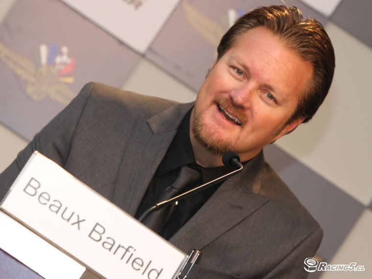 Beaux Barfield ya está haciendo cambios y agregando cosas vitales al reglamento de IndyCar. (Imagen: IndyCar Media - Chris Jones)