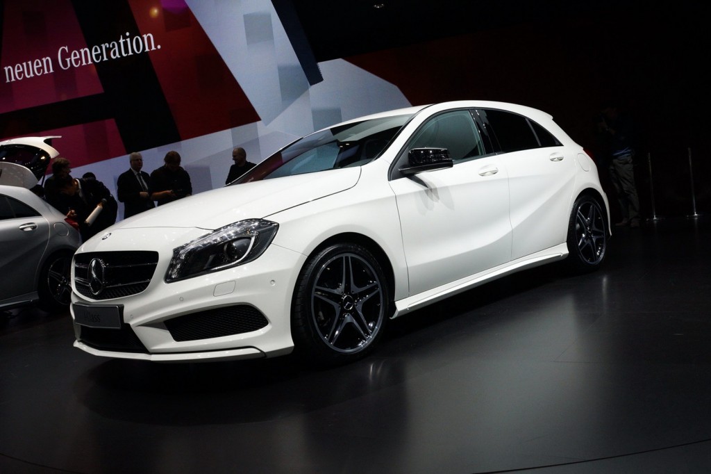 Salón de Ginebra: Mercedes Benz renueva ambos extremos de su line-up, debuta el nuevo Clase-A y el SL63 AMG