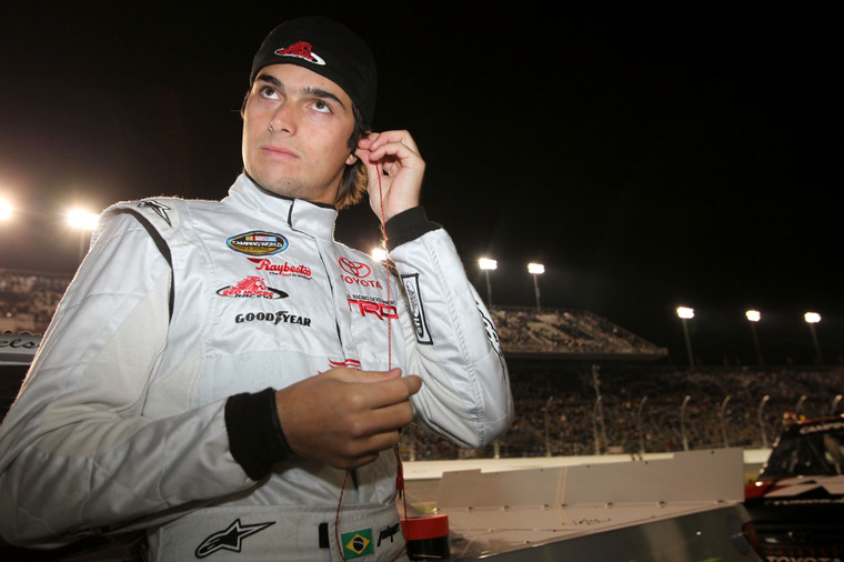 Flash: Nelson Piquet Jr. gana su primera carrera en NASCAR
