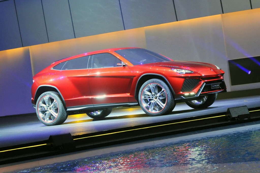 Lamborghini sorprende en el Salón de Beijing: Se presenta ante el público el polémico SUV, el Urus