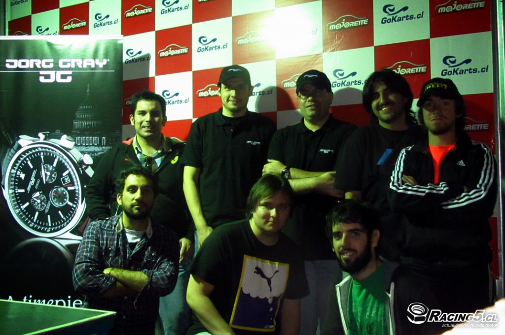 Con el equipo y los amigos de «la naranja», Racing5 celebró el #R5Day