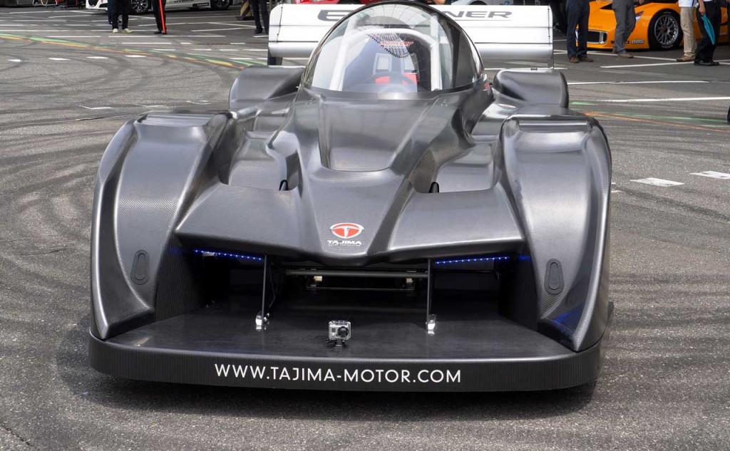 El legendario «Monster» Tajima presenta prototipo eléctrico para defender el título en la subida de Pikes Peak