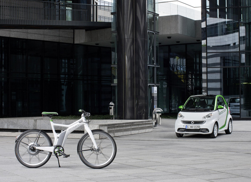 Fiebre de las bicicletas eléctricas: Audi presenta la e-bike Wörthersee, Smart comienza a vender su e-bike