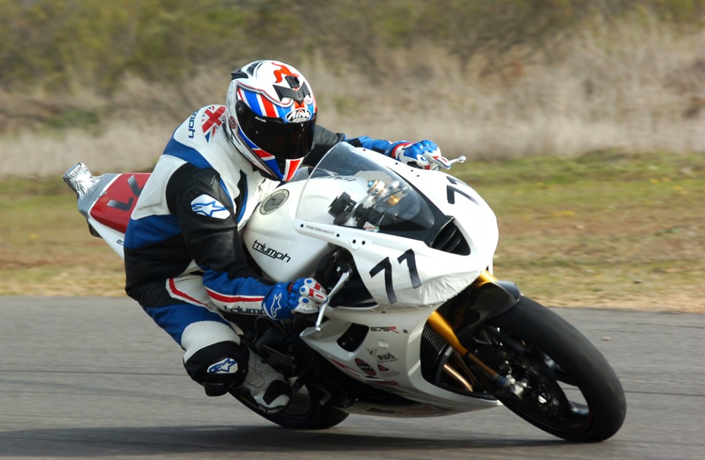 Superbike: Freddy Valderrama se coronó campeón en la categoría Super Expertos