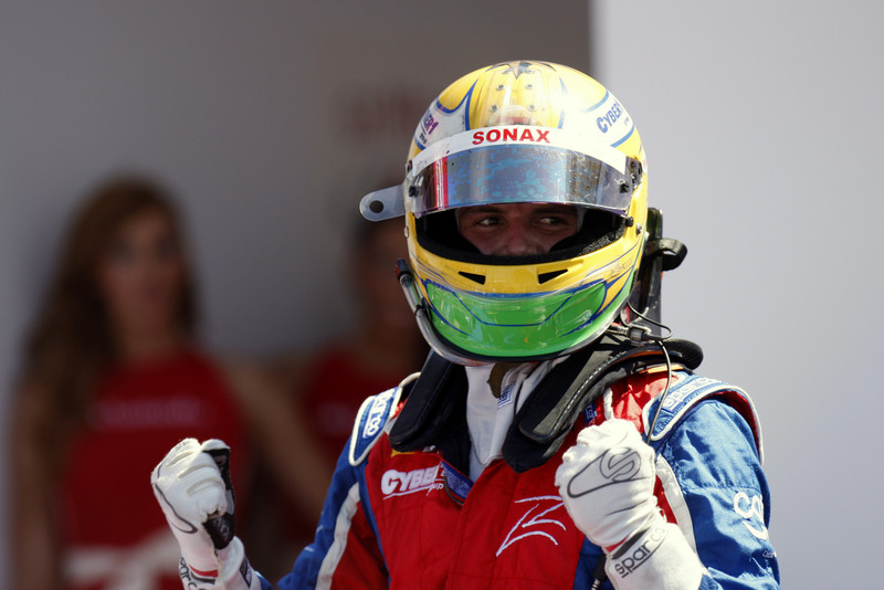 GP2 Series: Luiz Razia se llevó el triunfo en una espectacular carrera en Valencia