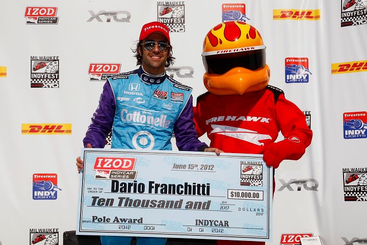 IndyCar: Pole position de Dario Franchitti en Milwaukee