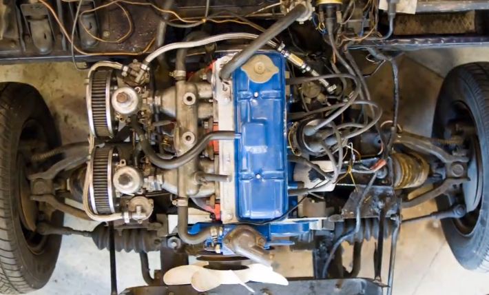 Pornografía Tuerca: Timelapse de la restauración del motor de un Triumph Spitfire