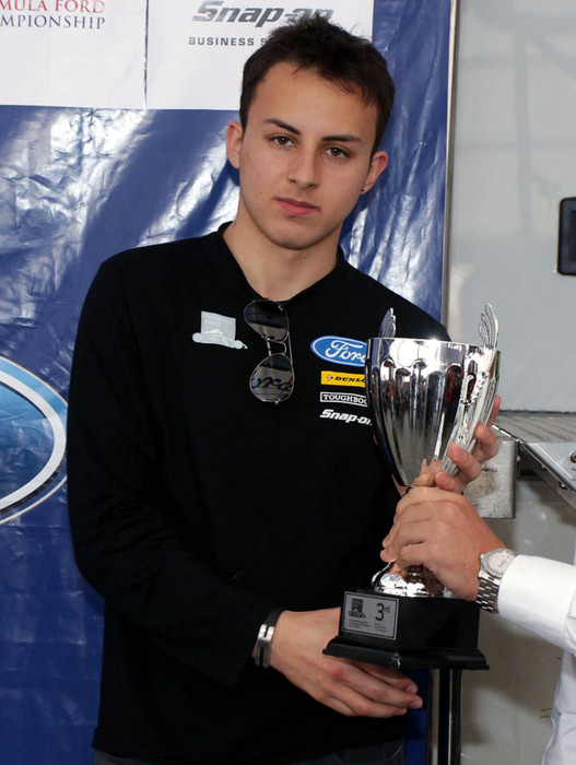 Julio Moreno subió al podio en Silverstone. (Imagen: Prensa Julio Moreno)