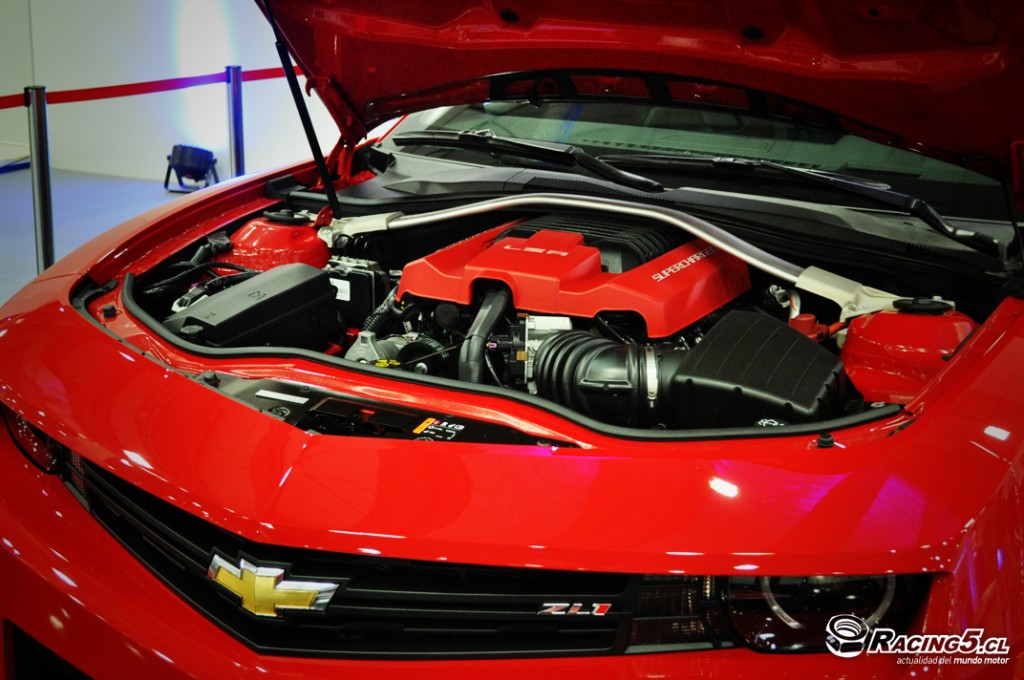 XII Salón del Automóvil: Chevrolet presentó a los todo-poderosos Camaro ZL1 y Corvette Z06 60th Anniversary