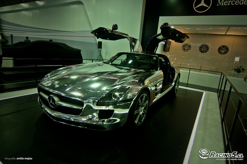 XII Salón del Automóvil: Mercedes-Benz cumple 60 años en Chile y está cada vez más joven