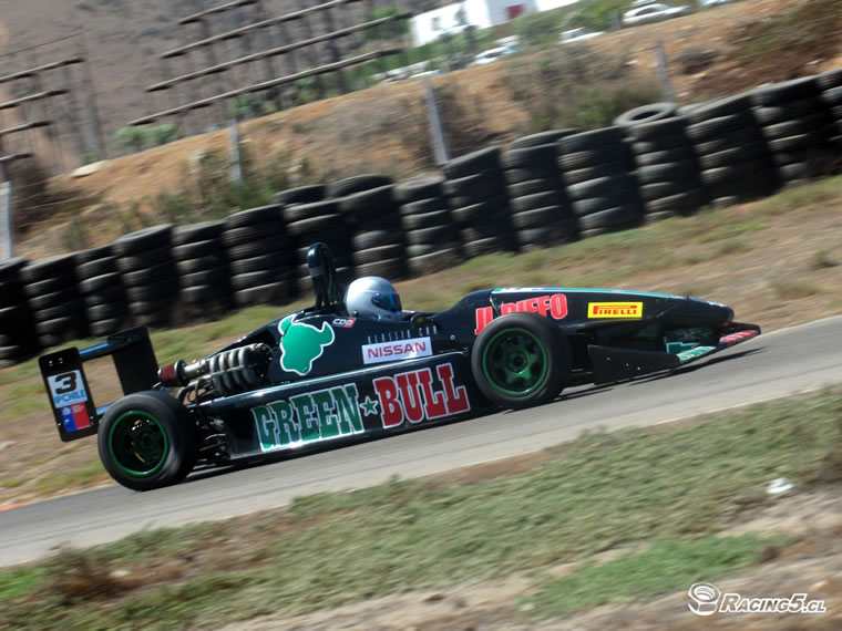 José Luis Riffo dominó la segunda mitad de la carrera y se llevó un muy valioso triunfo de cara al campeonato.