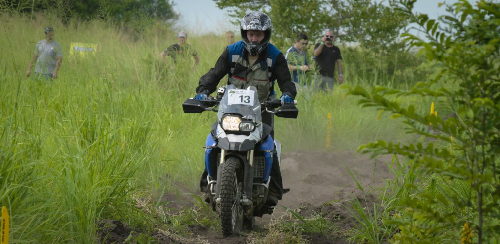 BMW GS Trophy 2012: Equipo latinoamericano lidera tras primera etapa, Temuco – Pulmari