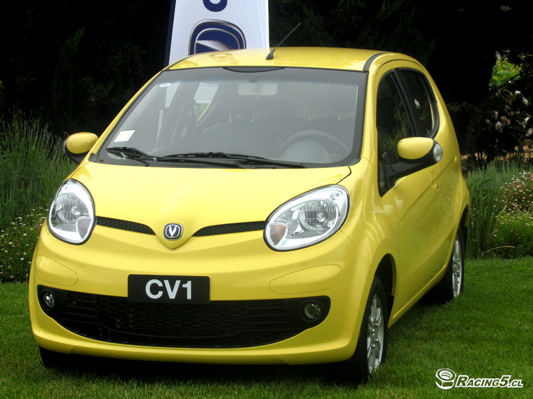 Un citycar preciso: El Changan CV1 es lanzado en Chile
