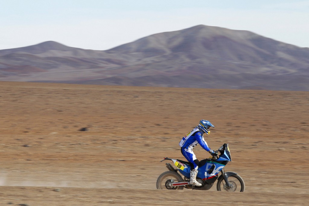 El gran golpe de las «Chaquetas Amarillas»: Jordi Viladoms correrá el Dakar con el Tamarugal XC