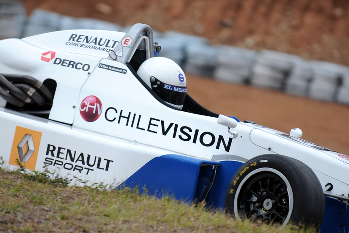 Fórmula Renault argentina: Felipe Schmauk clasificó 11mo en Salta