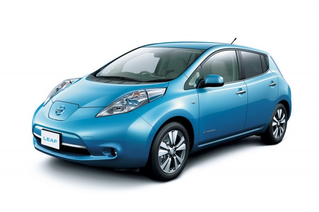 Una dieta electrificada: Nissan presenta versión 2013 del Leaf, con 80 kilos menos