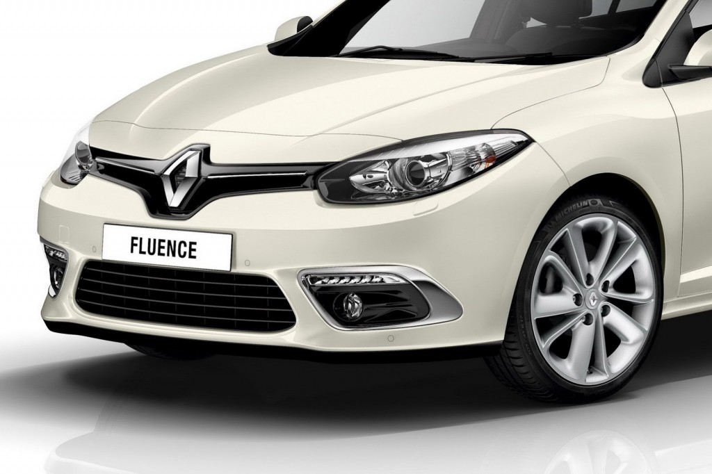 Hora de facelifts: Renault presenta nuevas versiones del Symbol y el Fluence en el Salón de Estambul