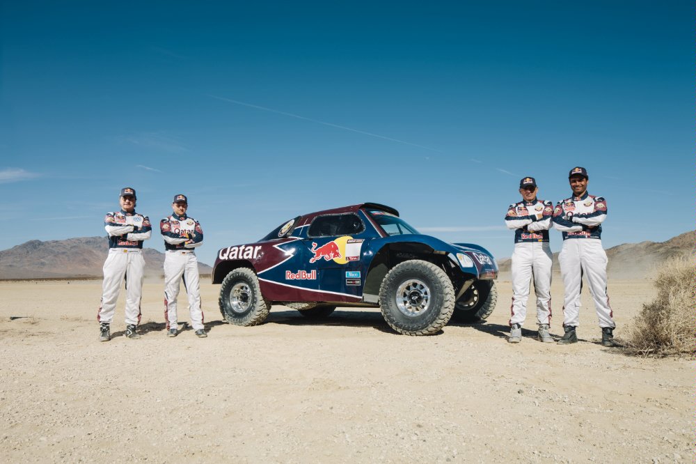 Enemigos intímos: Carlos Sainz y Nasser Al-Attiyah correrán el Dakar 2013 con un nuevo buggy