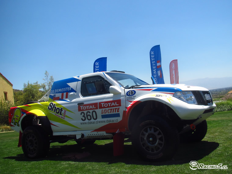 Una dupla de temer: Ramón Ferreyros y Cristóbal Vidaurre manejarán prototipo de Overdrive en el Dakar 2013