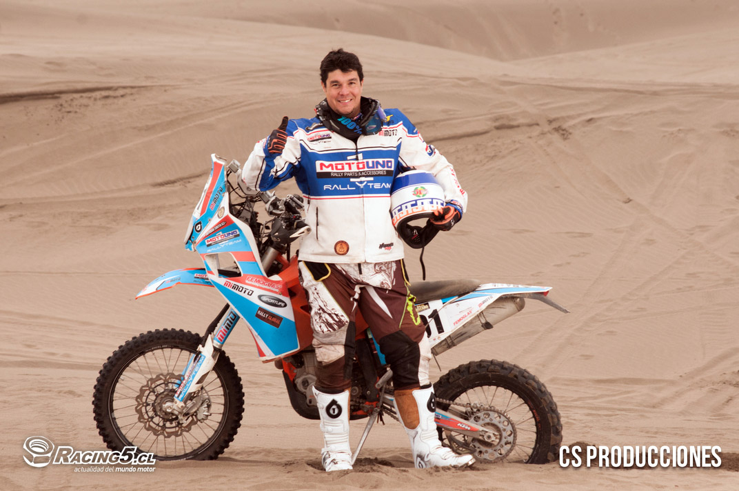 Esteban Smith aspira a meterse entre los 30 o 40 primeros del Dakar en motos. (Imagen: CS Producciones, Prensa Esteban Smith)