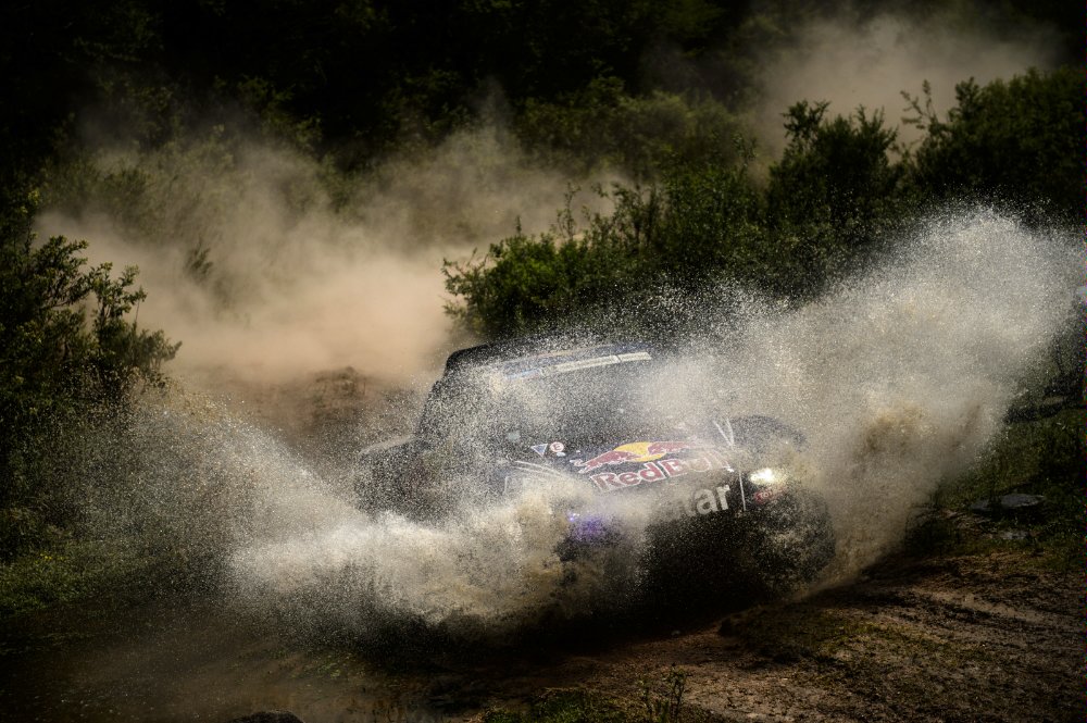 Nasser Al-Attiyah Buggly OUT Dakar 2013