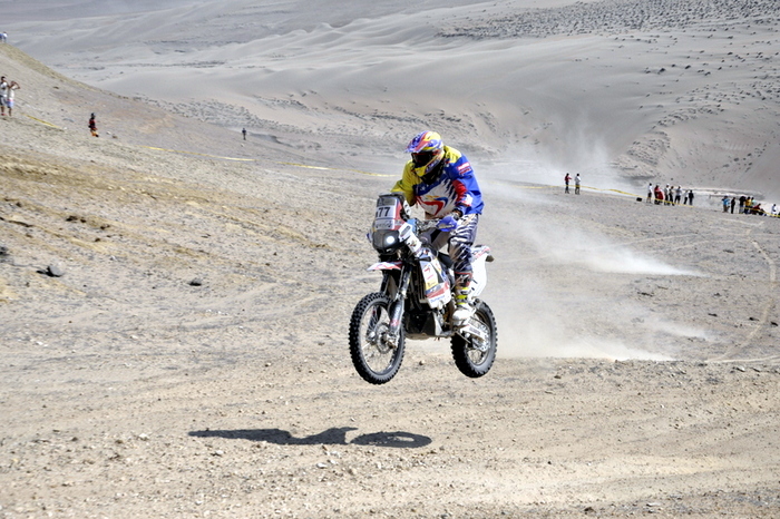Dakar 2013: El venezolano Nicolás Cardona completó su mejor jornada en la octava etapa